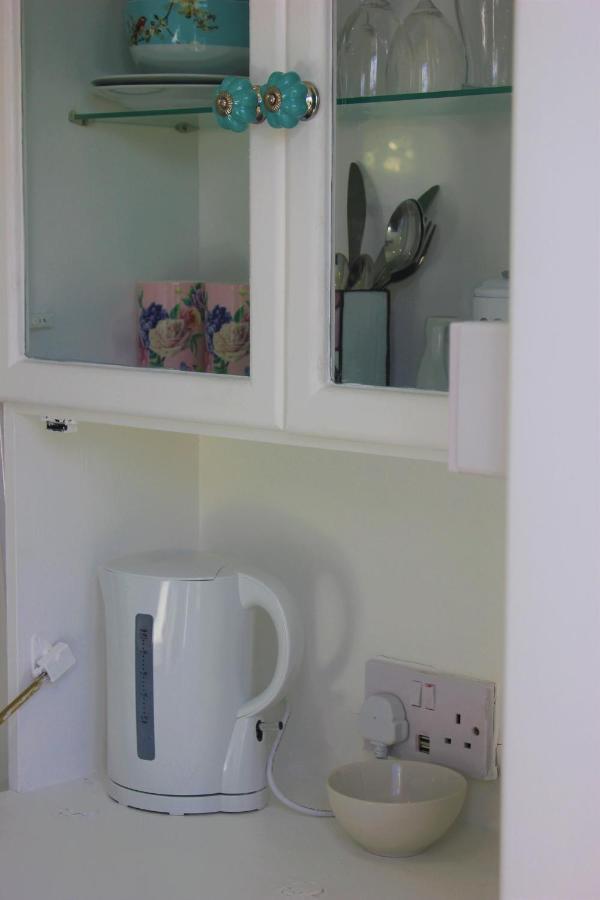 Hopgarden Glamping Luxury Shepherds Huts Wadhurst Extérieur photo