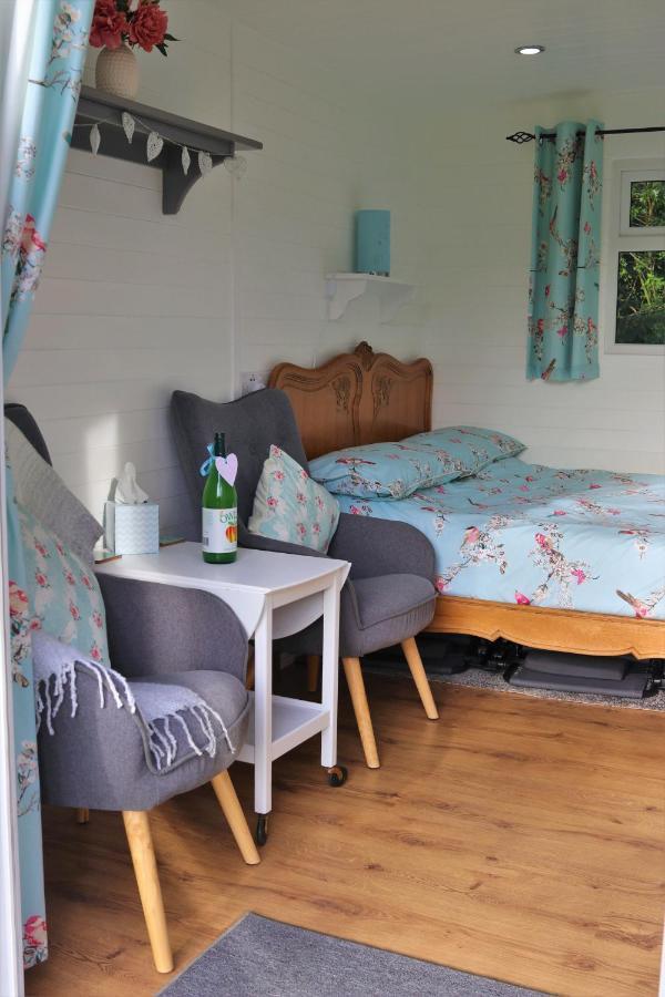 Hopgarden Glamping Luxury Shepherds Huts Wadhurst Extérieur photo