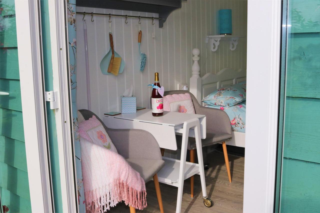 Hopgarden Glamping Luxury Shepherds Huts Wadhurst Extérieur photo